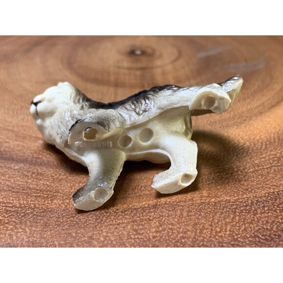 Vintage Miniature Hard Plastic Black & White Cat Figurine Collectible Decor - Picture 5 of 10